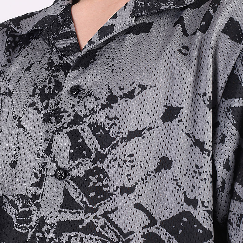 мужская серая рубашка Jordan Flight Printed Short-Sleeve Button Down CZ4734-010 - цена, описание, фото 2